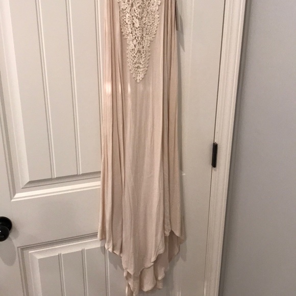 Flowy Dress - Picture 3 of 6